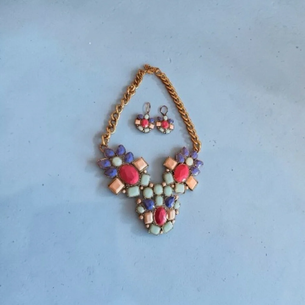 Vintage Multicolor Statement Floral Bib Necklace and Earrings‎ Set 22